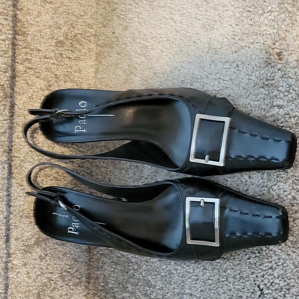 Women's shoes